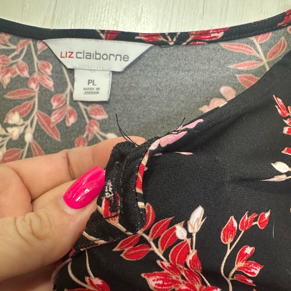 Liz Claiborne PL Floral Blouse Bell Sleeve Black Red Pink Top - Picture 8 of 8